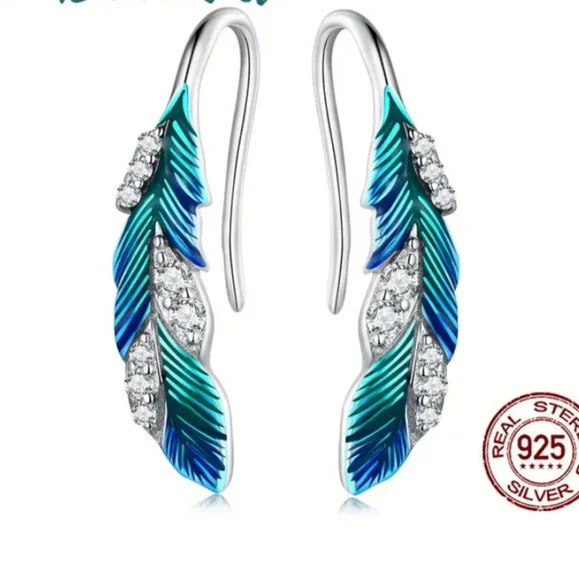Elegant Sterling Silver Feather Earrings - Picture 6 of 16